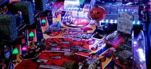 Halloween-Pinball-Machine-Gets-An-Astonishing-New-Look-With-Pinstadium-Lights